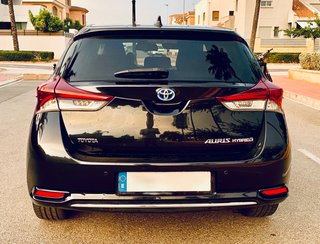 Toyota Auris Hybrid Advance GARANTÍA TOYOTA 5 AÑOS
