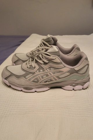 Zapatillas Asics Gel NyC Gris