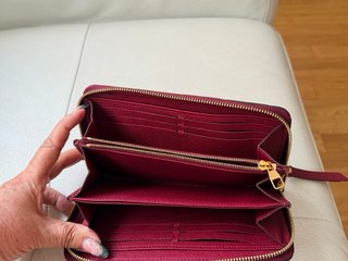 Cartera Louis Vuitton Morada