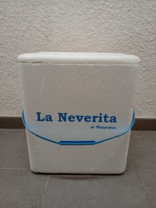 Nevera de playa La Neverita