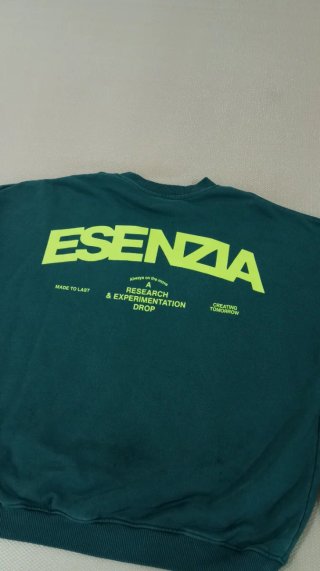 Sudadera Esenzia Verde