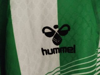 Camiseta (B . e . t . i . s). Talla 2XL