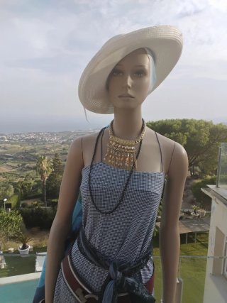 Maniquí de pie mujer