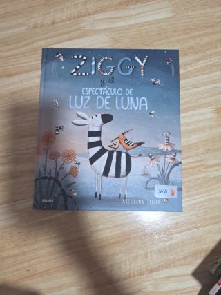 Ziggy Y El Espectáculo de Luz de Luna