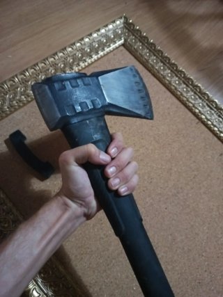 Hacha Dewalt de Mango de Fibra