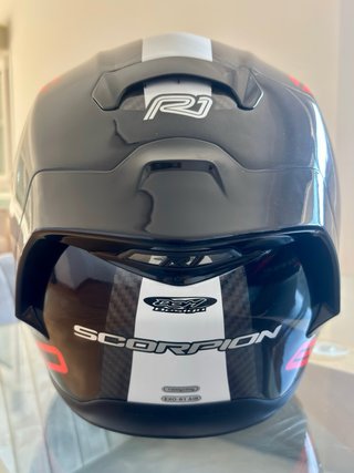 Cascos Moto Scorpion Exo-R1 Carbon “S” y “M”