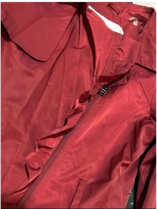 Chaqueta Jessica Simpson Roja con Volantes