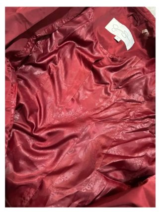 Chaqueta Jessica Simpson Roja con Volantes
