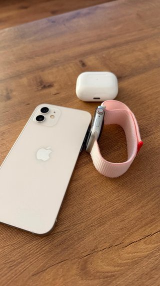 Pack Apple iPhone, Watch y AirPods