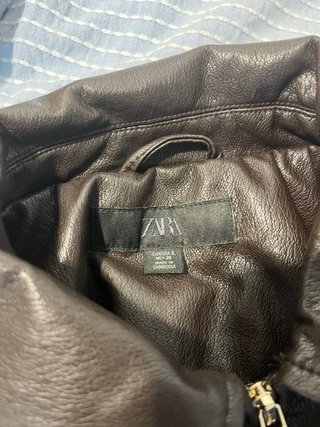 Cazadora efecto piel Zara mujer Talla S