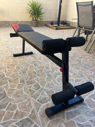 Banco de pesas ajustable para gimnasio en casa