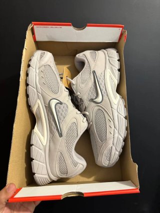 Nike V5 RNR Grigio Bianco 48,5