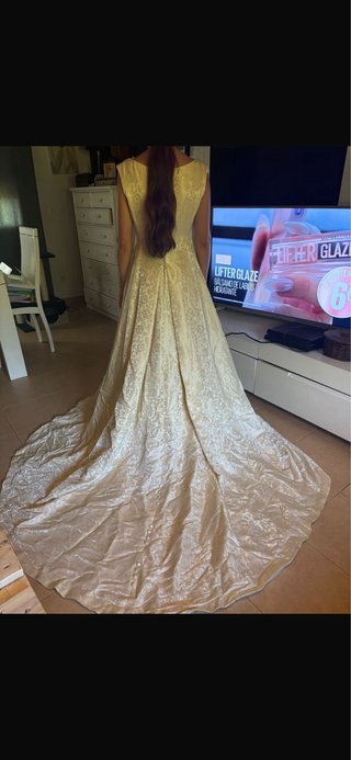 Vestido de Novia Dorado y Blanco