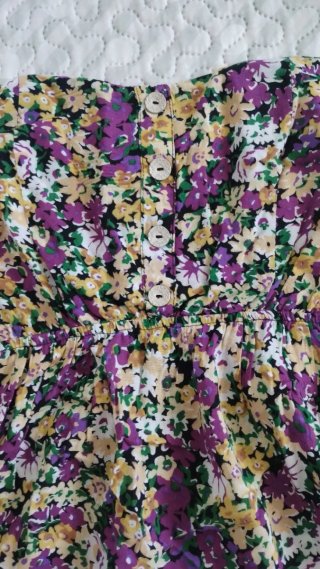 Vestido floral palabra de honor mujer.