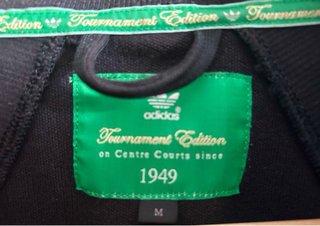 Chaqueta Adidas Negra con Rayas Blancas