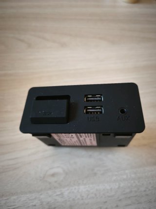 Módulo original USB Mazda