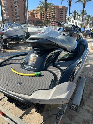 Yamaha FX SHO 2009 Negra y verde