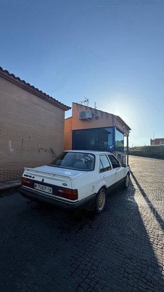 Ford Orion 1988