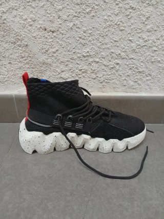 Zapatillas deportivas negras talla 40