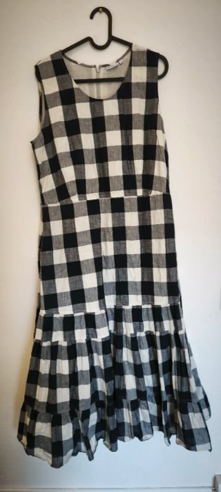 Vestido Uniqlo cuadros blanco y negro