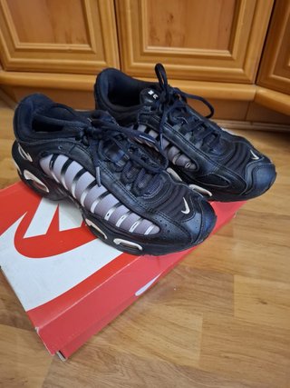 Nike Air Max Tailwind 4 Negro/Gris