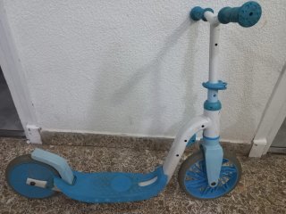 Patinete/Bici sin pedales azul y blanco
