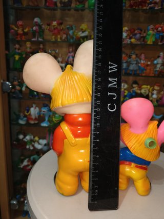 2 figuras goma blanda Topo Gigio Tipo Chifle 80 ́s