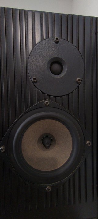 Rega Ela MK1 Columnas altavoces Hi-Fi Ingleses