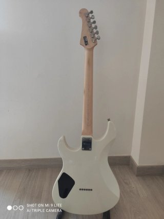 Guitarra Eléctrica Yamaha PAC 311H Blanca