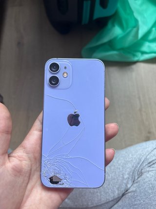 iPhone 12 Mini Lila