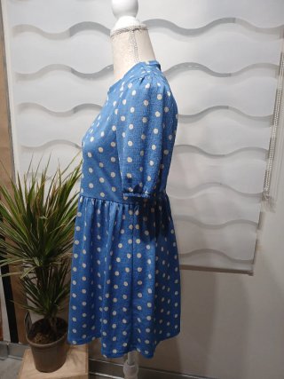 Vestido corto de lunares