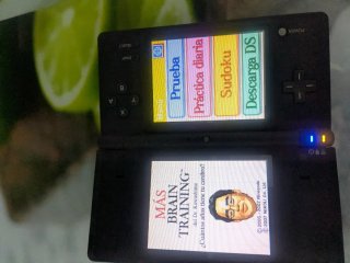 Nintendo DS Negra + MÁS BRAIN TRAINING