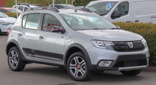 PARAGOLPES DELANTERO DACIA SANDERO STEPWAY 2