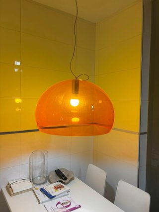 Lampada a sospensione Kartell arancione