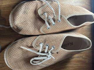 Zapatos de verano para niño.