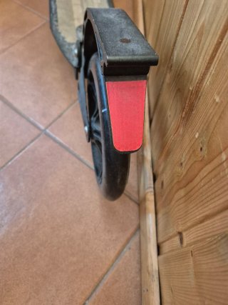Patinete infantil negro