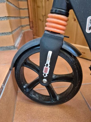 Patinete infantil negro