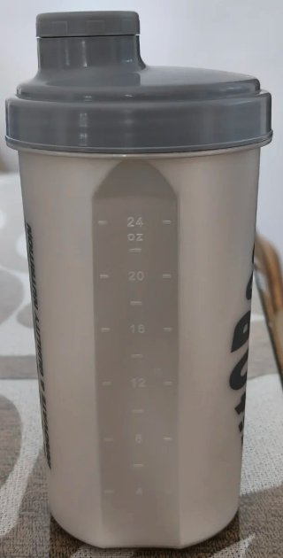 Shaker Vitobest 700ml + Shakers MyProtein 400ml