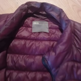 Anorak Asos granate acolchado