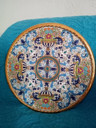 Plato CEARCO, pintado a mano esmalte oro de ley