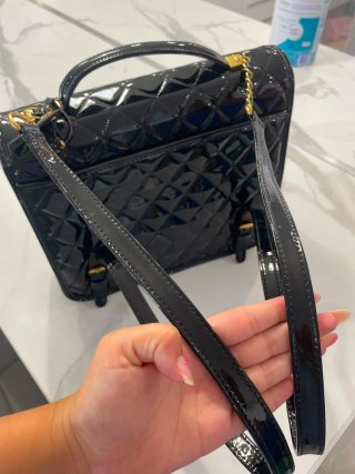 Borsa Chanel nera in vernice