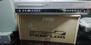 Reproductor DVD y VHS ShowView 6 Head Hi-Fi