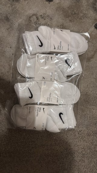 Meias Nike Brancas Tamanho 35 (3 Pares)