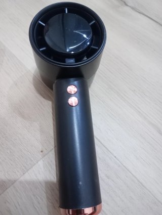 Ventilador eléctrico de mano con flujo de aire tur