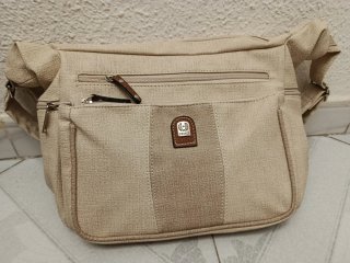 Bolsos de mujer negros y azules