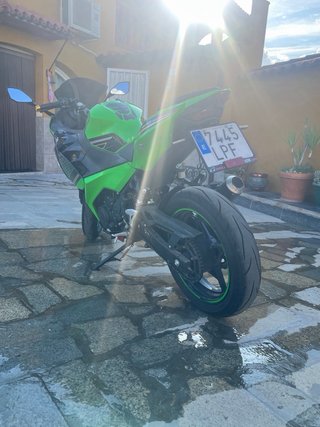 Kawasaki Ninja 400 2021