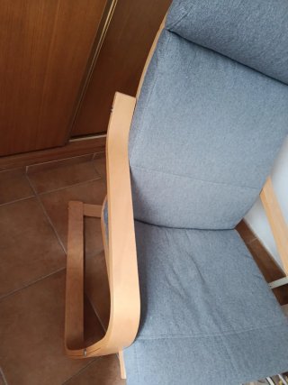 Sillón Ikea madera gris