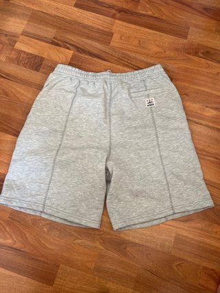 Pantalón corto Corteiz gris