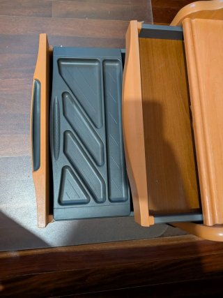 Scrivania in legno per computer