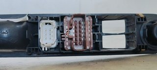 MANDO ELEVALUNAS DELANTERO IZQUIERDO RENAULT ESPA